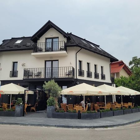 Kwarc Restauracja & Pokoje Hotelowe Susiec Bagian luar foto